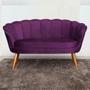 Imagem de Namoradeira Decorativa Pétala Veludo Roxo Pés Madeira Ms Decor