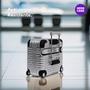 Imagem de NERDCASE, Capa Mala de Viagem com Adesivos, Compatível com AirPods Pro, Prata