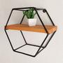 Imagem de Nicho Prateleira Hexagonal em Ferro Decorativa Parede 31cm