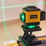 Imagem de Nível De Laser Profissional 12 Linhas 30m Com Tripé E Maleta