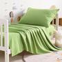 Imagem de NTBAY 3-Piece Microfiber Toddler Sheet Set, Solid Crib Sheet Flat Sheet and Envelope Pillowcase, Baby Bedding Sheet & Pillowcase Sets, Verde