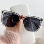 Imagem de Óculos de Sol Feminino Oversized Quadrado com Proteção UV400