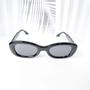 Imagem de Óculos de sol moda gringa retangular hastes larga com detalhe dourado cód 78-OM50232