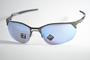 Imagem de óculos de sol Oakley mod Wire Tap 2.0 satin lead w/prizm deep water polarized 4145-0660