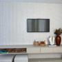 Imagem de Painel Ripado WPC Interno Wave Cor: Branco Kit 5 Un - 2,90m x 14cm, 0,43m²