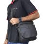 Imagem de pasta carteira masculina - Bolsa Masculina Capanga Shoulder Bag - Bolsa transversal em sintético automotivo