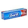 Imagem de Pasta Creme Dental Oral-B AntiCarie 1 2 3 70g