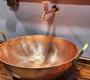 Imagem de Pia modelo tacho de cobre com torneira de parede e válvula