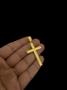 Imagem de Pingente crucifixo ouro 18k madeira + resina  Zircônias  Tamanho G