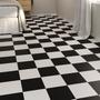 Imagem de Piso Vinílico Em Manta PVC 0,7mm Antiderrapante 16m² Xadrez Quadriculado Brilhoso Damas Pista de Dança Residência Barbearia Antichama