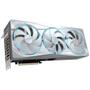 Imagem de Placa de Vídeo RTX 5080 AORUS MASTER ICE 16G Gigabyte NVIDIA GeForce, 16GB GDDR7, 256bits, RGB, DLSS, Ray Tracing - GV-N5080AORUSM ICE-16GD