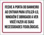 Imagem de Placa Sinalização Fecha A Porta Do Banheiro Ao Entrar 36X46
