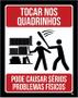 Imagem de Placa Tocar Nos Quadrinhos Pode Causar Problemas 27X35