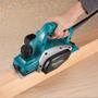 Imagem de Plaina Industrial 82Mm 500W Com Faca Conjunto Afiador Chave M1902B 127V Makita