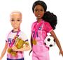 Imagem de Playset Barbie Carreiras - Jogadora de Futebol com 2 Bonecas e 15 Acessórios