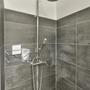 Imagem de Porta Shampoo para Box de Banheiro Cromado Suporte de Parede Aramado Fixação por Adesivo Utimil