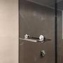 Imagem de Porta Toalha para Banheiro com Ventosa Toalheiro Faciliti Cromado Rosto e Banho