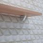 Prateleira 60 x 15cm Carvalho Com Suporte Tucano - Mercado das Prateleiras Imagem de Prateleira 60 x 15cm Carvalho Com Suporte Tucano