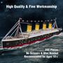 Imagem de Puzzle 3D CubicFun Titanic com LED - Navio de 35" para Adultos