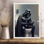 Imagem de Quadro Banheiro Darth No Vaso Sanitário 24x18cm - com vidro