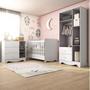 Imagem de Quarto de Bebê Completo com Guarda Roupa e Cômoda com Janelas e Berço Americano Ben Móveis Peroba Branco Brilho