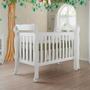 Imagem de Quarto de Bebê Gran Selena Berço 3 em 1 Lila Cômoda Infantil com Porta Branco Carolina Baby