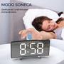 Imagem de Relógio Digital Espelhado Curvado com Despertador e Sensor de luz, Hora 12H/24H, Design Moderno, Display Curvo, Cores Branco, Verde e Vermelho