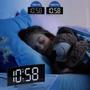 Imagem de Relógio Digital Espelhado Curvado Com Despertador Sensor de Luz  Mesa  Cabeceira Hora 12H  24H Cores Branco  Verde  Vermelho