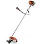 Imagem de Roçadeira Com Óleo Stihl RL430ACN-TK Tekna Á Gasolina 2T 43cc 1,7HP 9.000RPM Alta Potência e Performance Com Cabeçote Nylon e Faca de 3 Pontas Ideal Para Limpeza e Manutenção de Rodovias