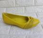 Imagem de Sapatilha Bottero em Couro com Bico Fino e Detalhes 340902 Amarelo