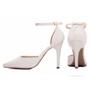 Imagem de Sapato Scarpin Feminino Verniz Off White Salto e Bico Fino