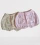 Imagem de Shorts Tapa Fralda Estampado para Bebê Menina 0 a 11 meses - tamanho G (8 a 12 meses)