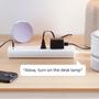 Imagem de Smart Plug Power Strip Amazon Basics - 3 Tomadas e 2 USB
