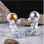 Imagem de Suporte Apoio Celular Tablet Diferente Astronauta na Lua