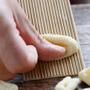 Imagem de Tábua c/ Bastão Madeira p/ Gnocchi/Garganelli - Eppicotispai