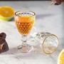 Imagem de Taça Licor Lyor Bico De Abacaxi Vidro Com Fio De Ouro 50Ml