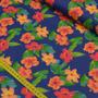 Imagem de Tecido Estampado para Patchwork - Paradise: Hibisco Fundo Azul Royal (0,50x1,50)