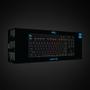 Imagem de Teclado Mecânico Gamer Logitech G PRO com Layout US, RGB LIGHTSYNC, Design TKL, Cabo Destacável, Switch GX Blue Clicky - 920-009388