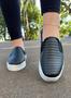 Tênis slip on feminino listras casual sapatilha calce fácil confort - Via Verezze Imagem de Tênis slip on feminino listras casual sapatilha calce fácil confort