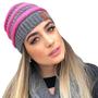 Imagem de Touca Gorro Com Furo Para Cabelo Preso - Cinza Com Rosa