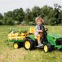 Imagem de Trator Infantil Elétrico Verde e Amarelo 12v C/ Controle Zippy Toys