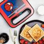 Imagem de Uncanny Brands Spider-Man Waffle Maker - Chibi Spidey Waffles - Marvel Kitchen Appliance