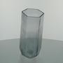 Imagem de VASO DECORATIVO ENFEITE CASA GEOMÉTRICO HOME&CO VIDRO 28x10x10cm FUME