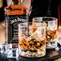 Imagem de Whisky Jack Daniel's Old Nº7 Kit com 2 Redbull e 3 gelos de coco