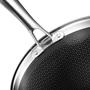 Imagem de Wok Antiaderente HexClad 30cm com Alça Stay-Cool