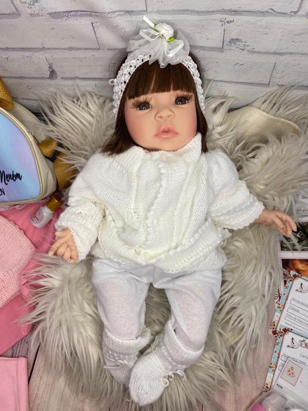 Boneca beb tipo reborn menina barata completa de 23 acessorios c