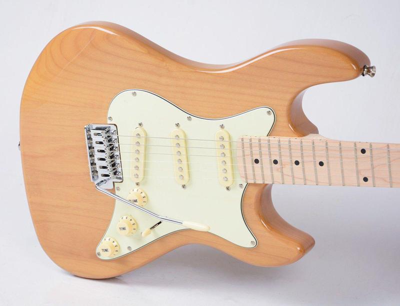 Guitarra Strinberg STS-150 Stratocaster - Guitarra - Magazine Luiza