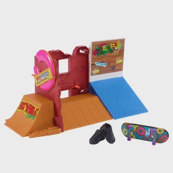 Hot Wheels Skate de Dedo c/ Tênis + Pista Donut Skatepark Tony Hawk Mattel Skate de Dedo