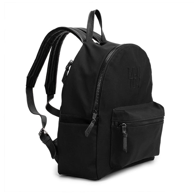 Mochila preta simples - Especial - Mochilas - Magazine Luiza