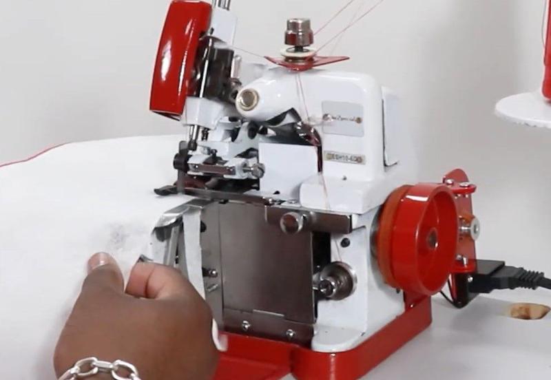 Overlock Portátil Semi Industrial Sun Special+13 Itens220V Máquina de Costura Industrial